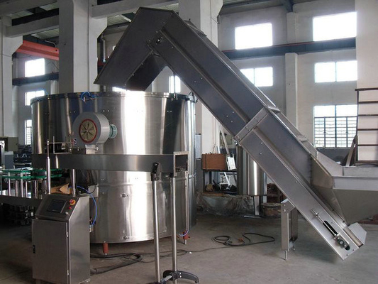 Auto máquina plástica de Unscrambler da garrafa do ANIMAL DE ESTIMAÇÃO para a bebida que enche-se e máquina de empacotamento